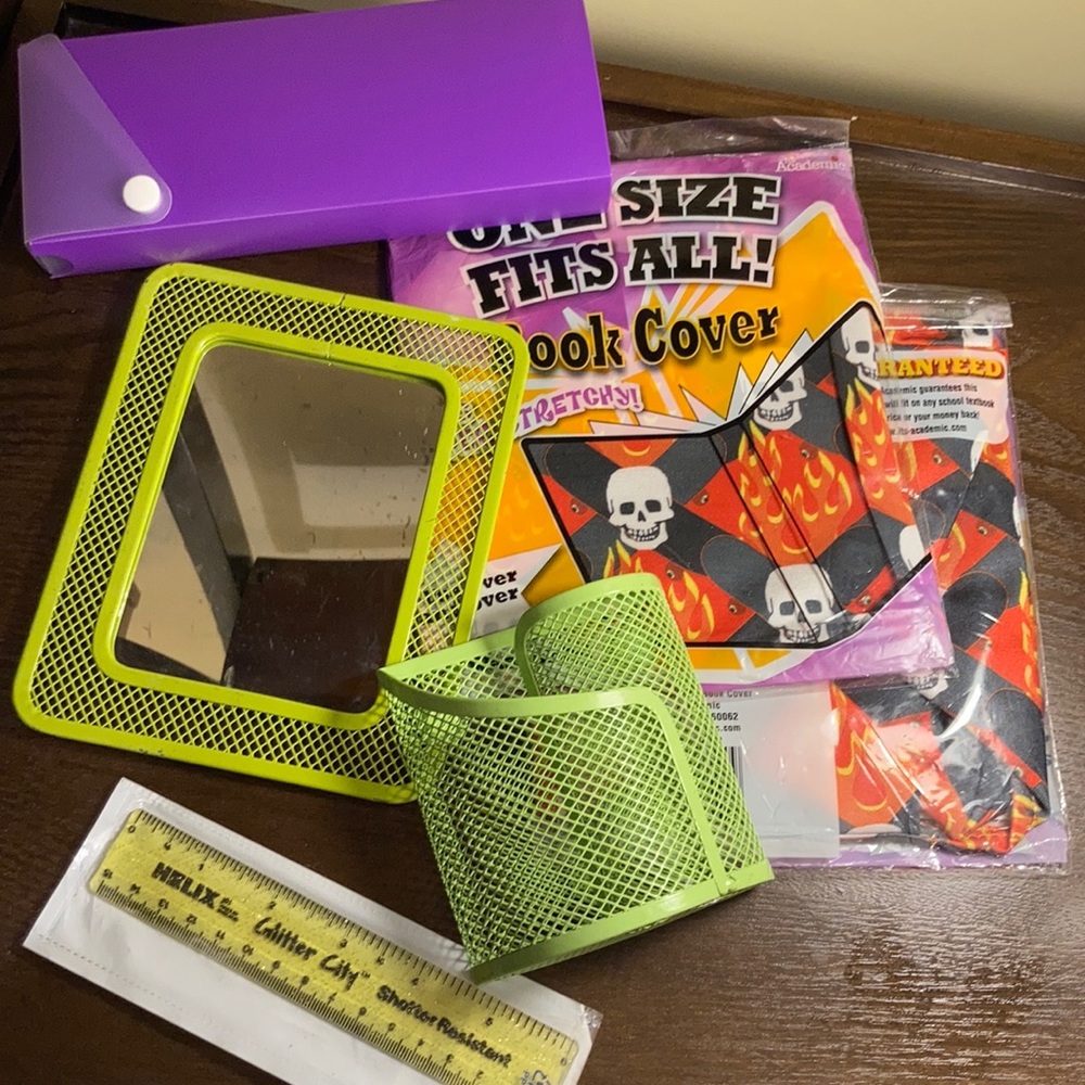 Magnetic pencil holder & mirror + school supplies